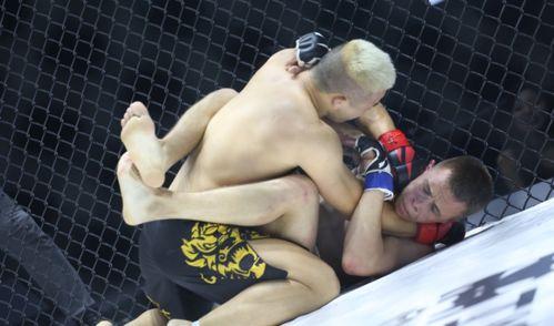 国产金刚狼比赛视频,国产超级英雄对决，热血沸腾！