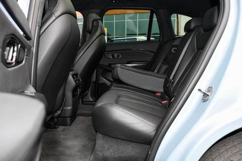 国产跑车加油视频,燃油动力演绎速度与激情